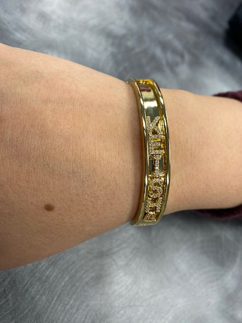 Custom Name bracelet (Pre-Order)